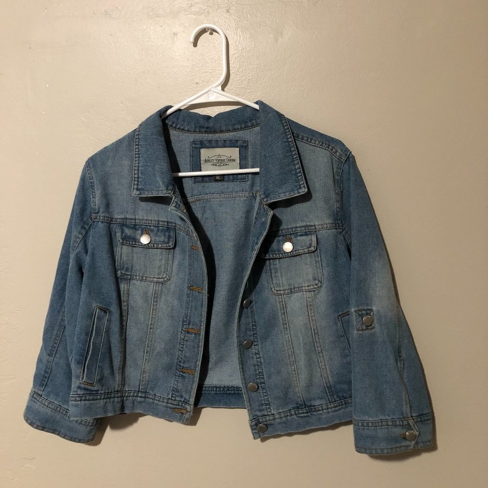 Classic Denim Jean Jacket - Picture 1 of 2